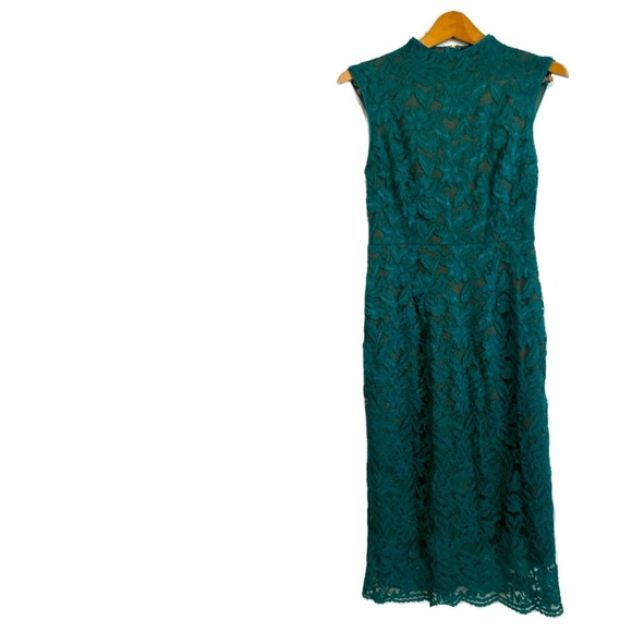 Kut from the Kloth Dresses & Skirts - Kit from the Kloth lace pencil dress